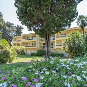 Vvf Villages Les Eucalyptus à Les Pins Juan-les-Pins